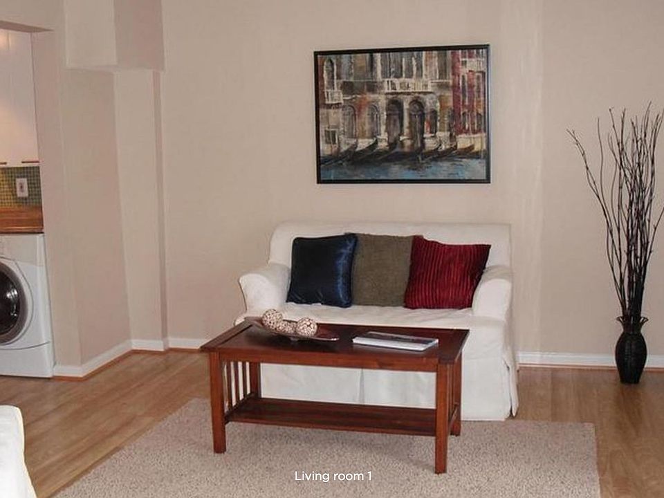 1st image of 14352 Avocado Ct