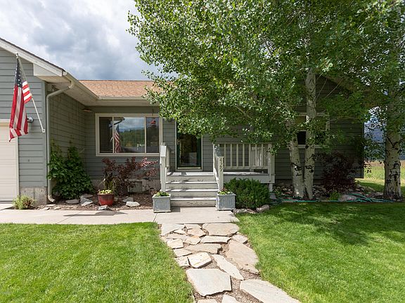 2nd image of 429 Snake River Dr