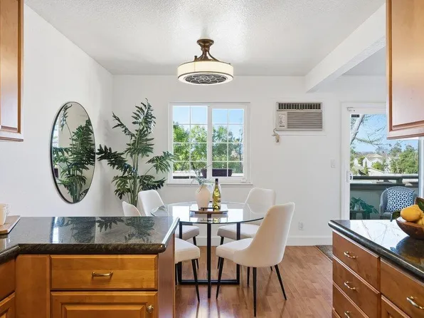 565 W Latimer Ave, Campbell, CA 95008