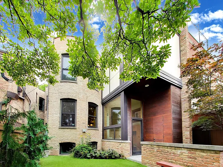 3752 N Wayne Ave — Photo 36