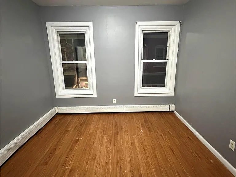 626 Oak St — Photo 6