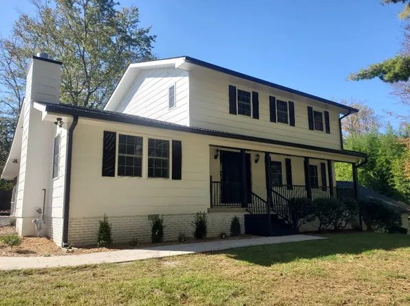 172 Grove St, Brevard, NC 28712