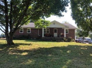 529 Tarr Rd, Paris, KY 40361