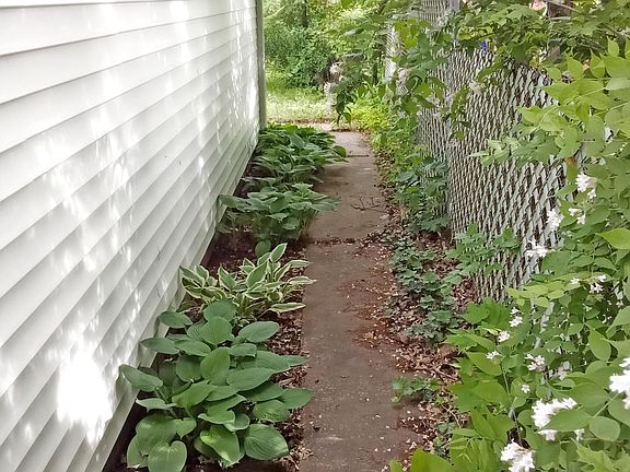 East walkway