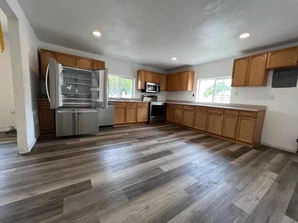 (undisclosed Address), Salinas, CA 93908