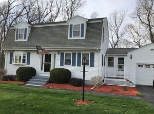 19 Thomas Farm Cir, Shrewsbury, MA 01545