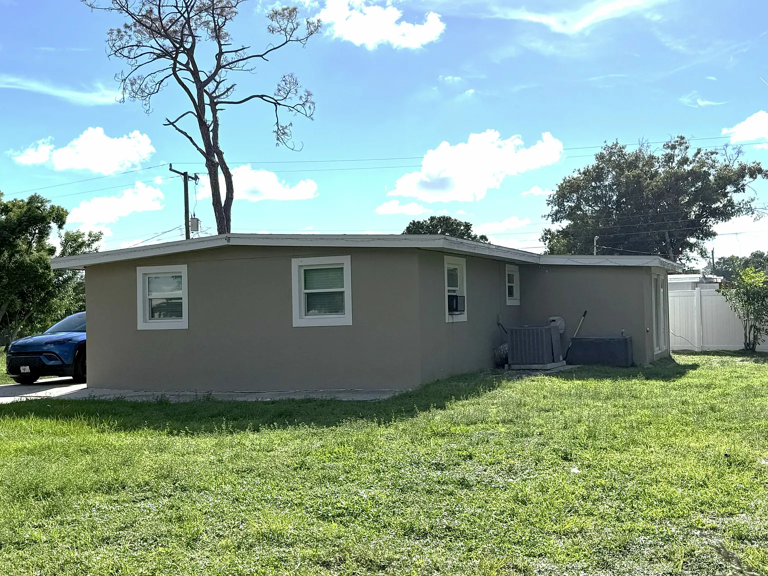 2 bed, 1392 sqft, $1,840 — Photo 2