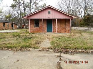 598 Hope St, Greenville, MS 38703