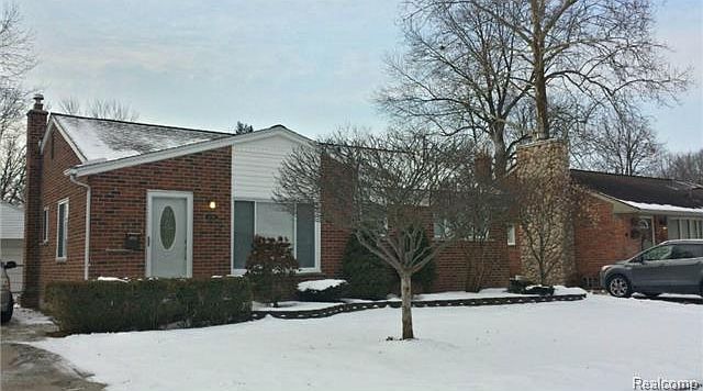 1st image of 30747 Westfield St