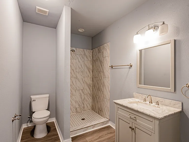 3203 Elgin St #A — Photo 13