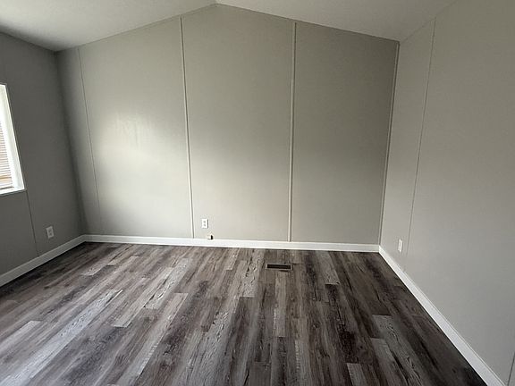 3rd image of 402 E 10th Ave #11553576