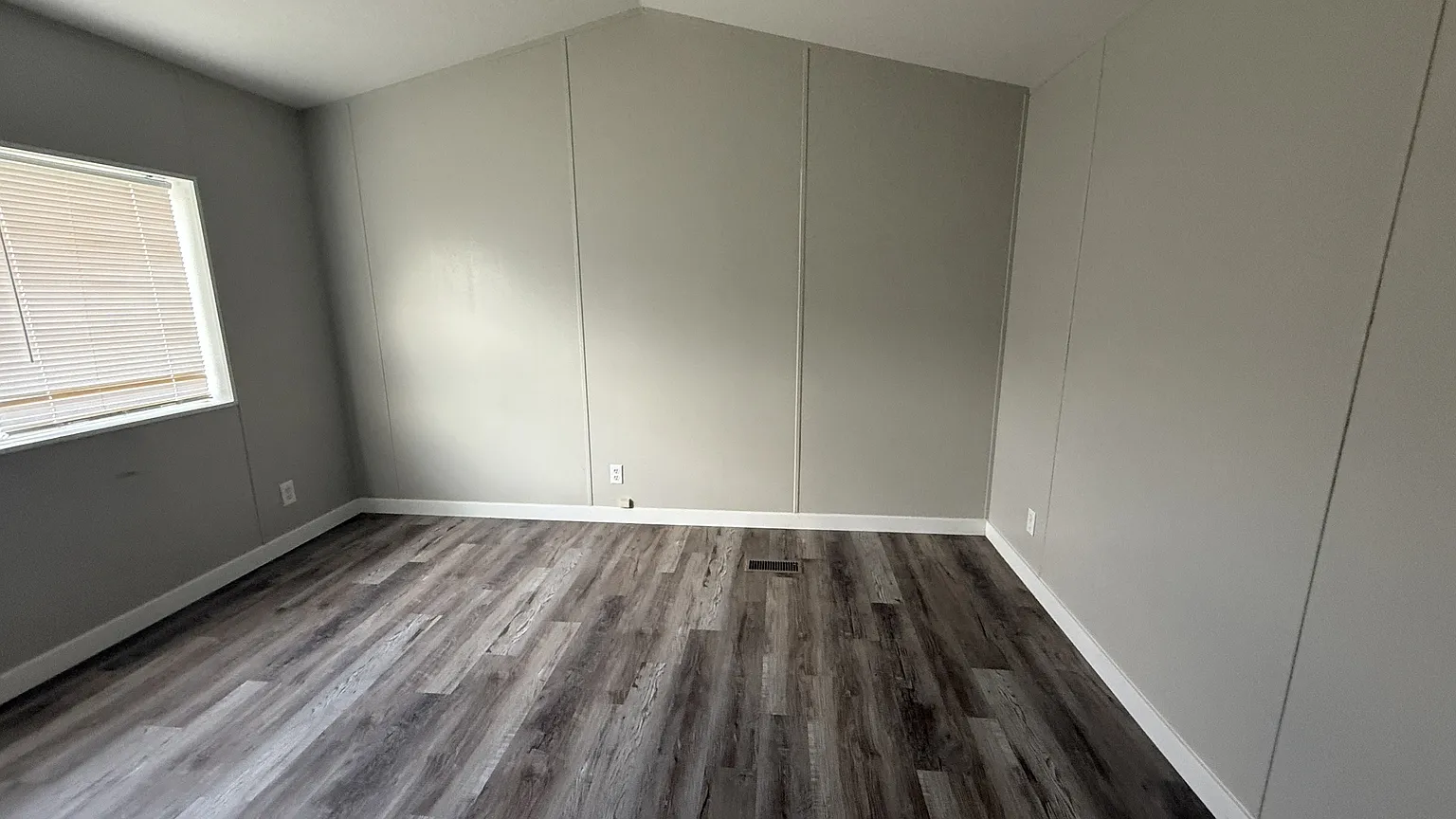 402 E 10th Ave #11505333 photo 1