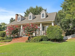 695 Spring Lake Dr, Pearl, MS 39208