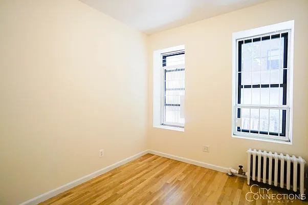 Rented by City Connections Realty | media 8