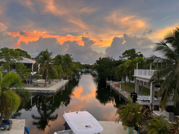 29393 Cypress Dr, Big Pine Key, FL 33043