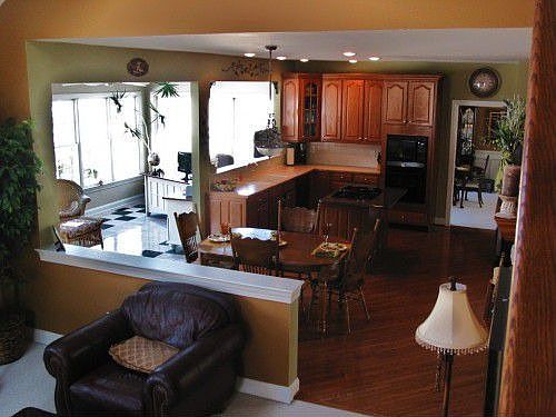 4th image of 345 Shelbourne Ln