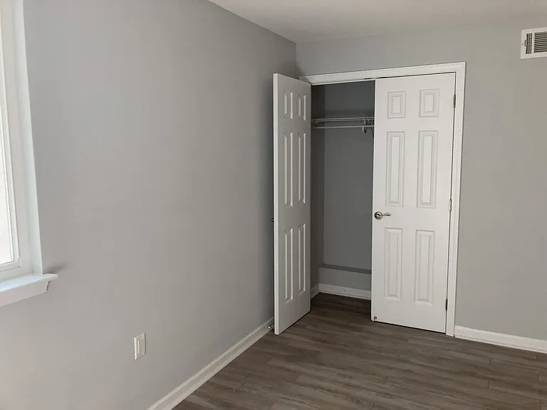 719 Cypress Dr — Photo 39