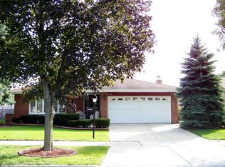 5337 W 88th St, Oak Lawn, IL 60453