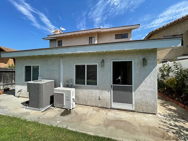 1 bed, 363 sqft, $2,000 — Photo 1