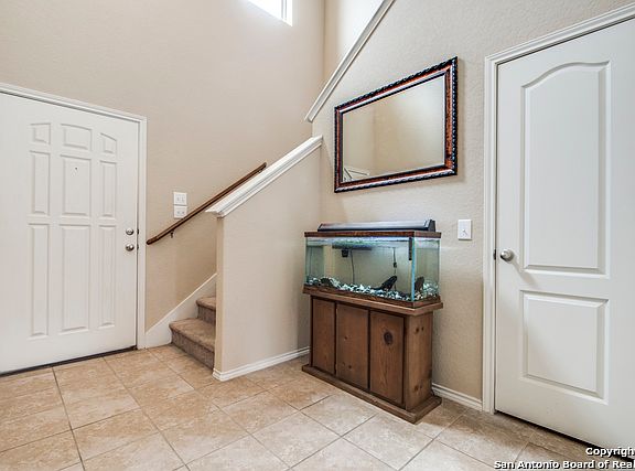 4th image of 10434 Rosewood Crk