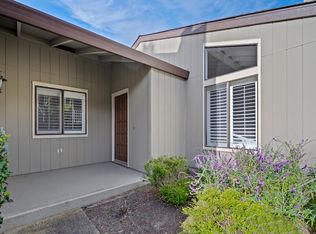 607 Sage Ct, Pacific Grove, CA 93950
