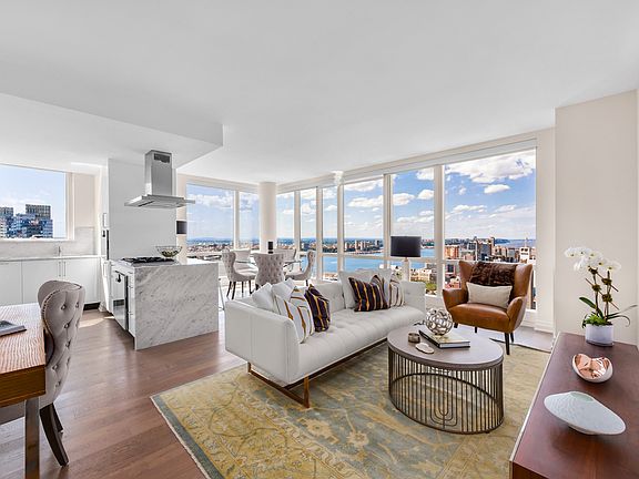 3rd image of 460 W 42nd St APT 57K