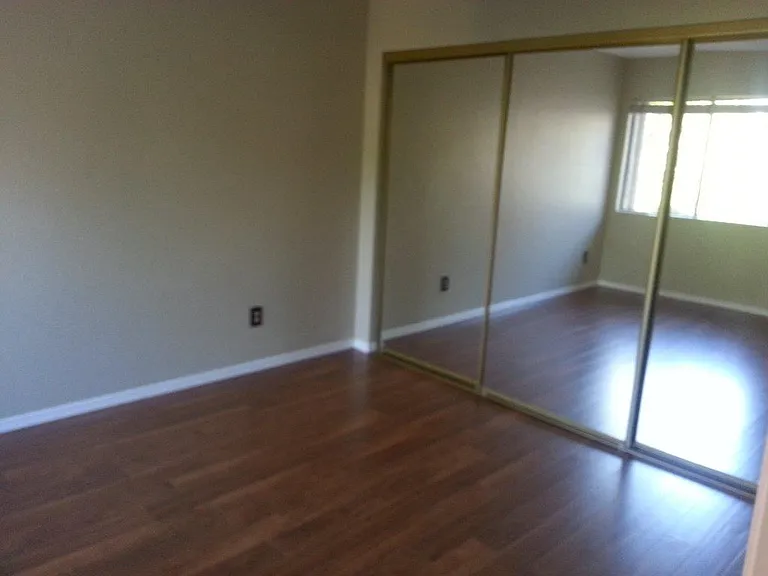 11337 Avenida De Los Lobos #G — Photo 15