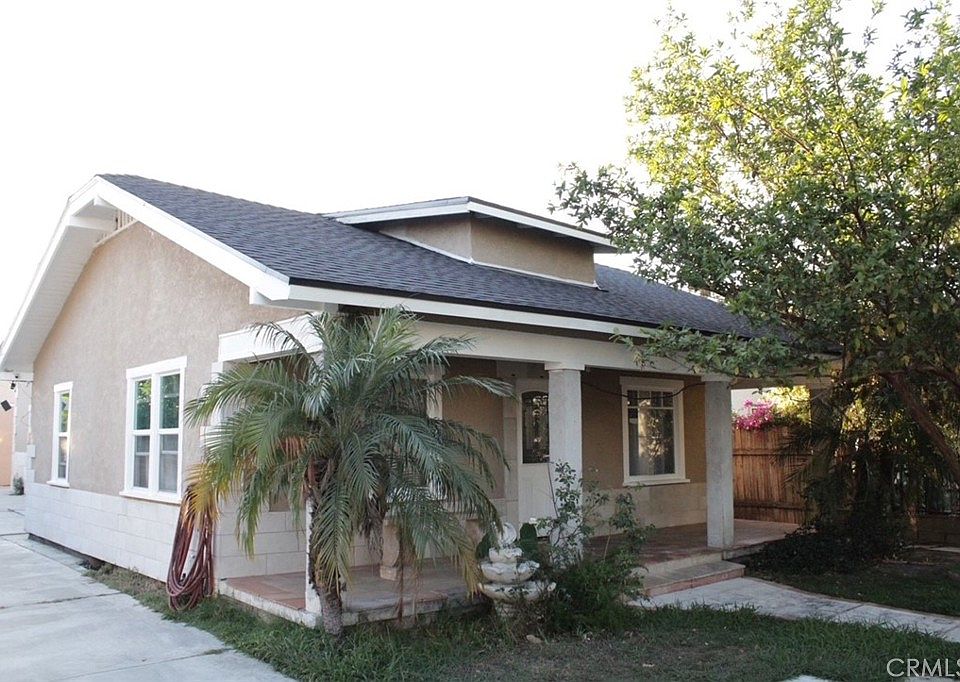 1st image of 1467 Walnut Ave