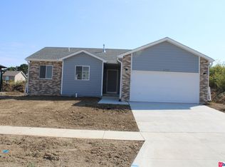1732 SW 28th St, Lincoln, NE 68522