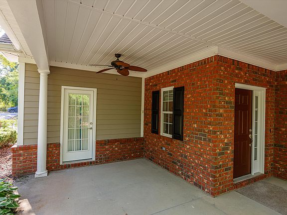 3rd image of 2402 Amberley Drive