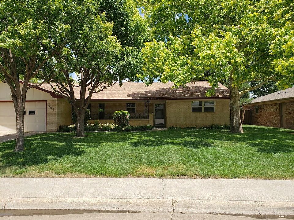 1st image of 608 Pear Ave