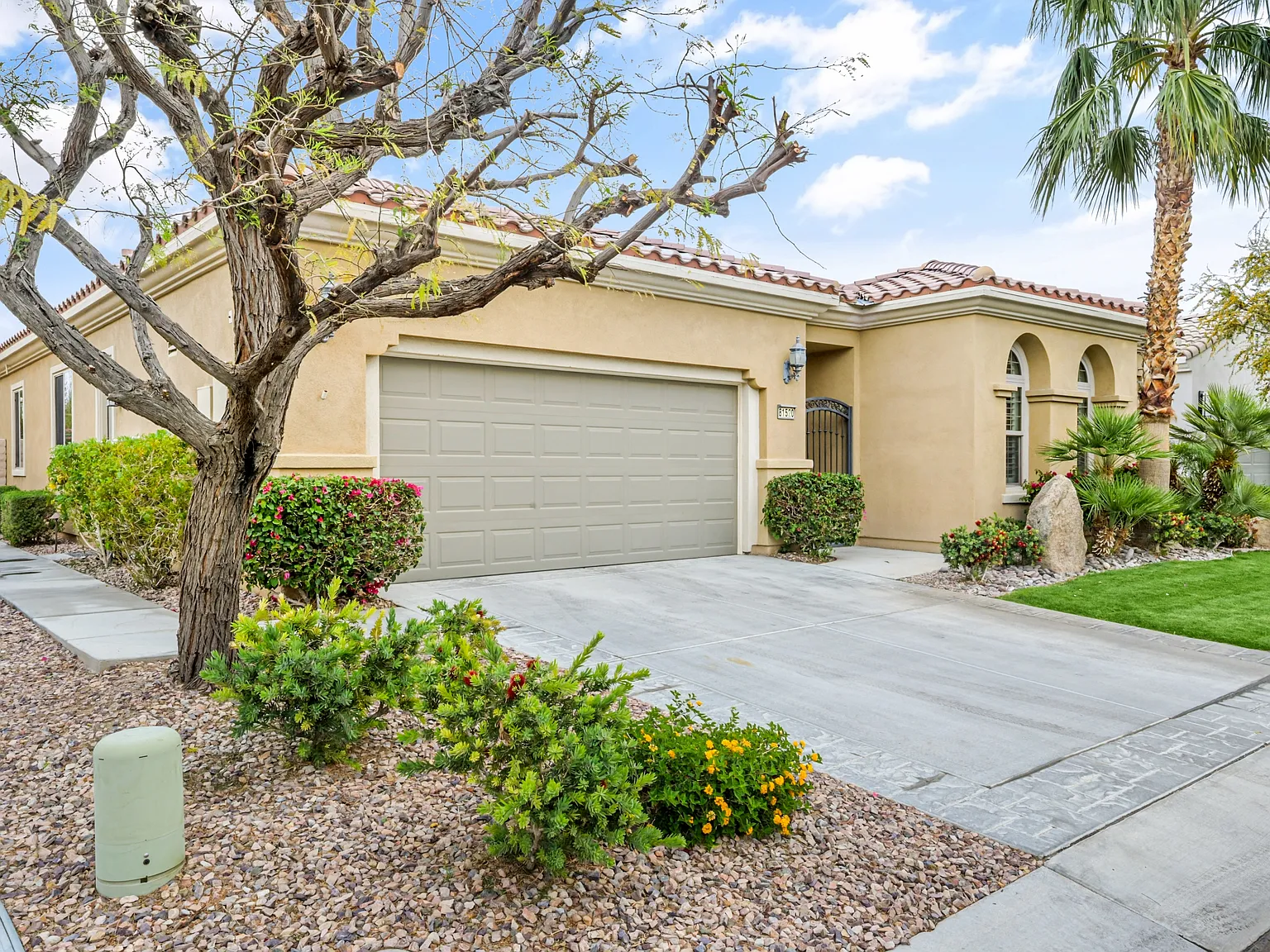 3 bed, 2010 sqft, $5,700 — Photo 4