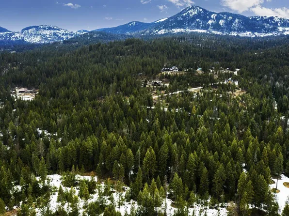 344 Eagle View Ln, Sandpoint, ID 83864