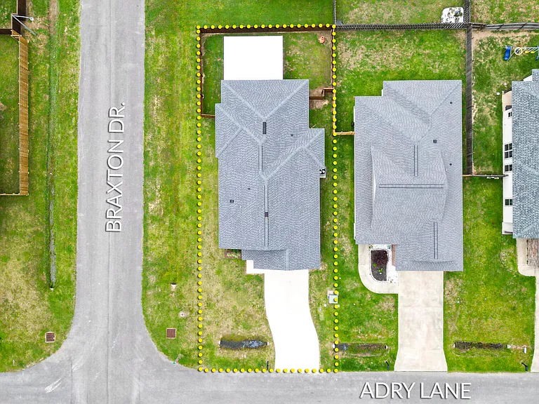 301 Adry Ln — Photo 27