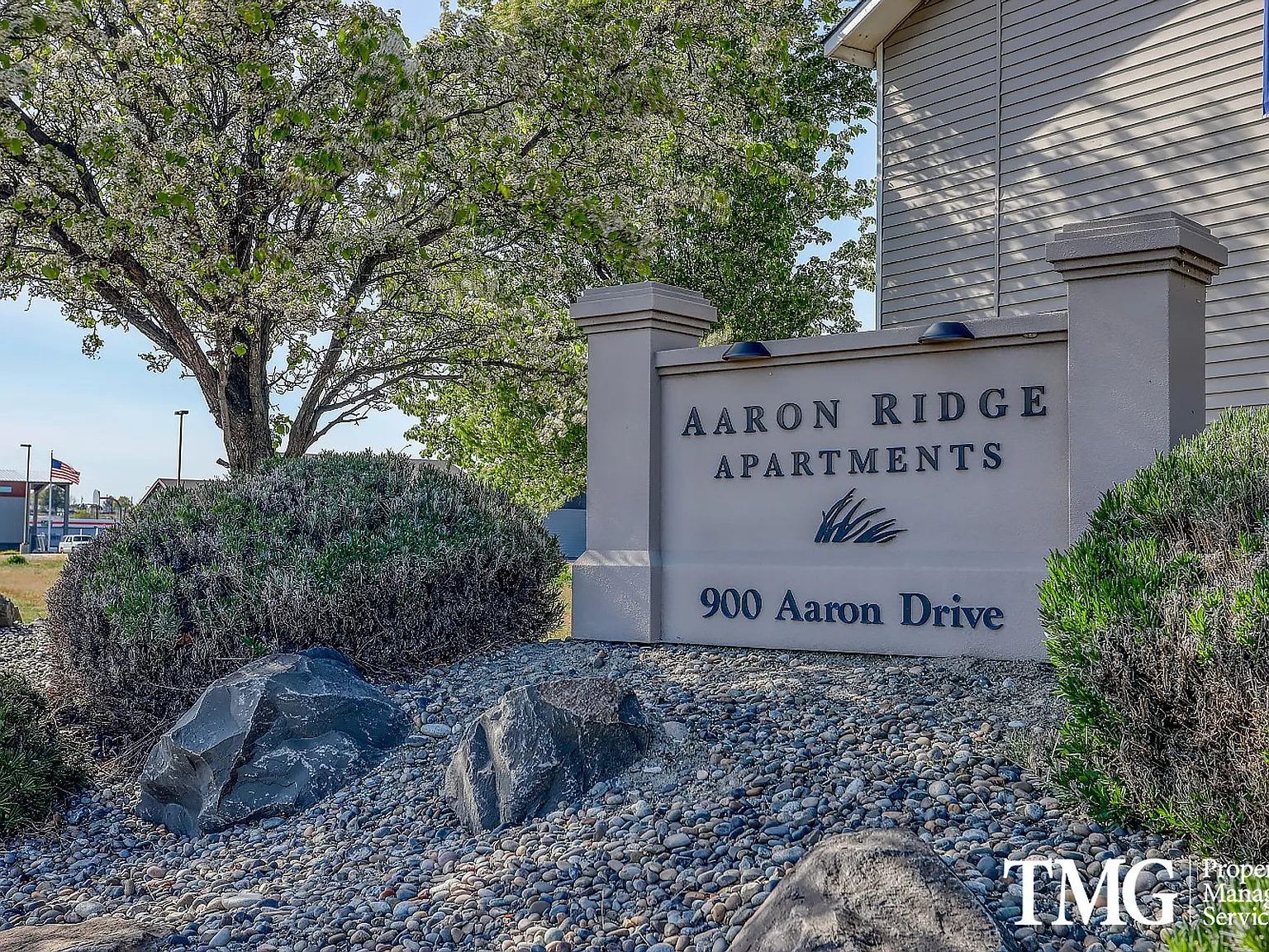 Aaron Ridge Apartments — Photo 2