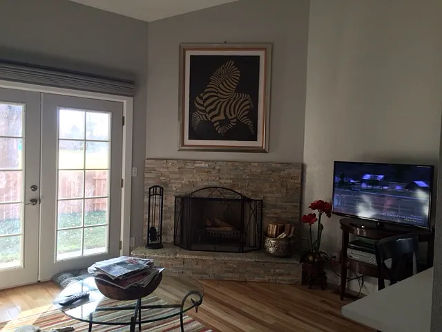 3 bed, 1200 sqft, $2,200 — Photo 4