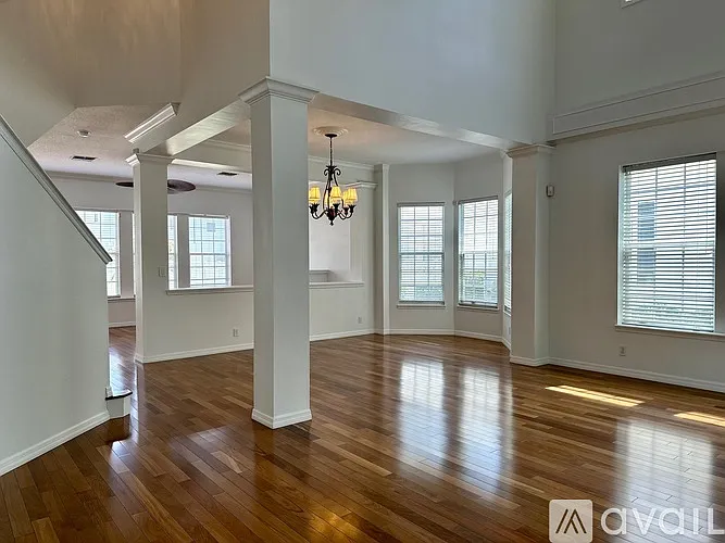 407 Iris St — Photo 21