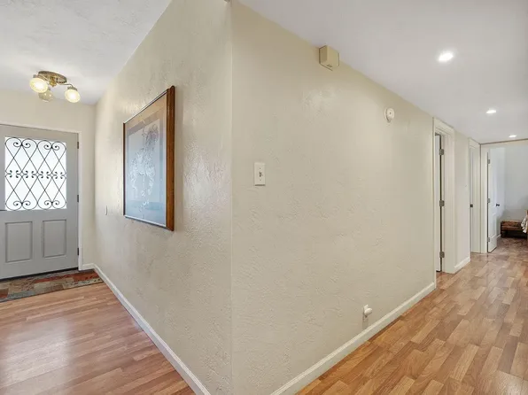 1716 E Academy Ave, Tulare, CA 93274