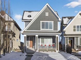 146 S Marquis Cmn SE, Calgary, AB T3M 1N7