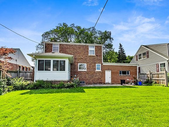 4th image of this home