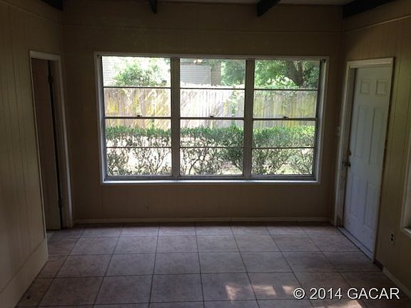 5th image of 3380 SE 19th Ave