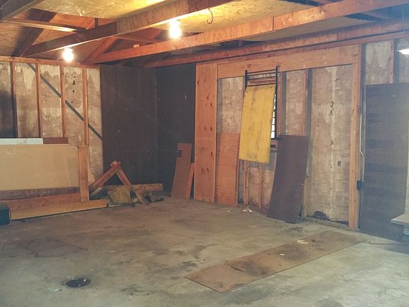 2nd image of 229 Mylaun Dr