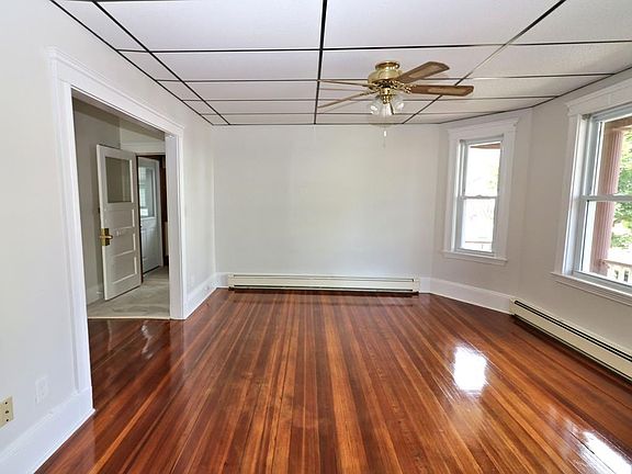 5th image of 39 Wilshire St #1