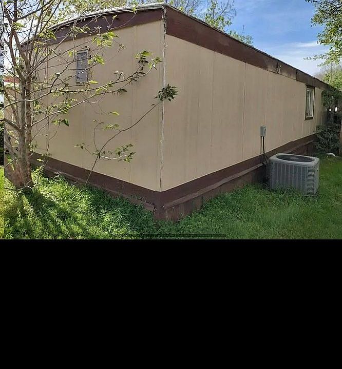 1st image of 2212 Fort Worth Dr Trailer 94