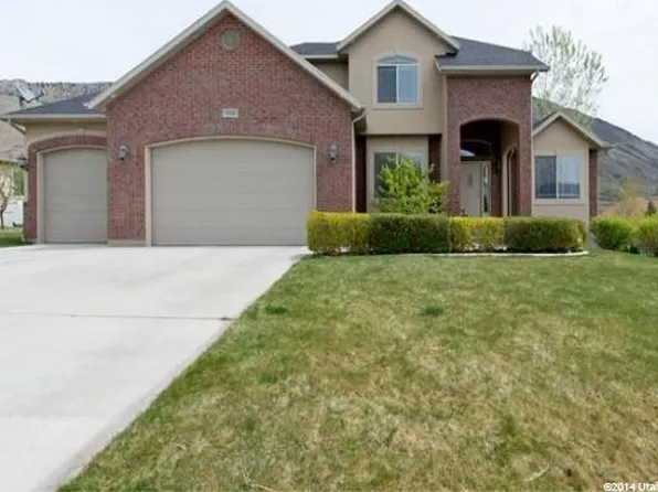 10282 N Ironwood Dr, Cedar Hills, UT 84062