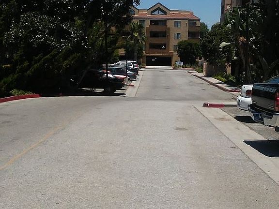 5th image of 941 W Carson St APT 110