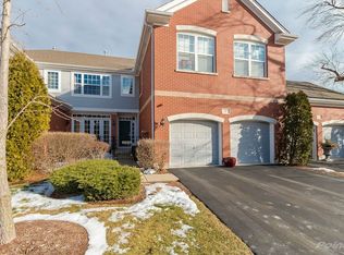 5 Lakebreeze Ct, Lake Zurich, IL 60047