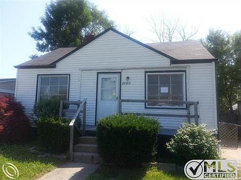 29330 Little Mack