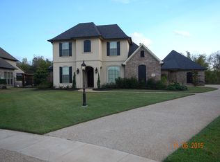 229 Piccadilly Ln, Bossier City, LA 71111