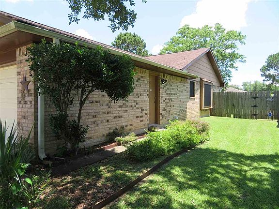 3rd image of 4240 Willow Bend Ln
